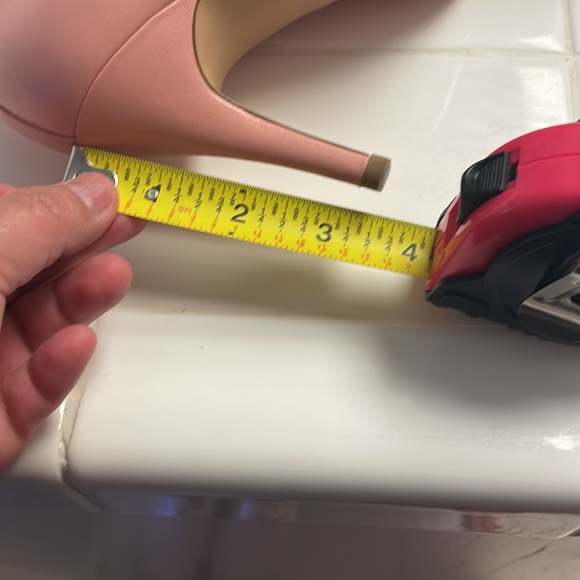 Coach heels 3 1/2 inch - Picture 4 of 5